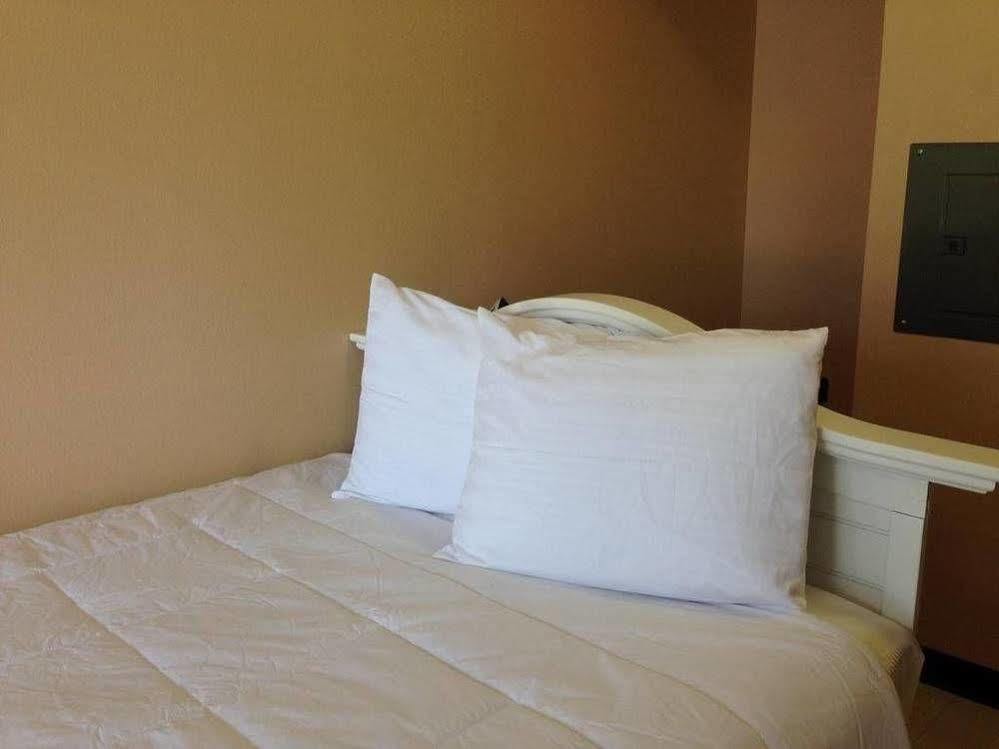 Orca Inn Suites Ferndale Esterno foto