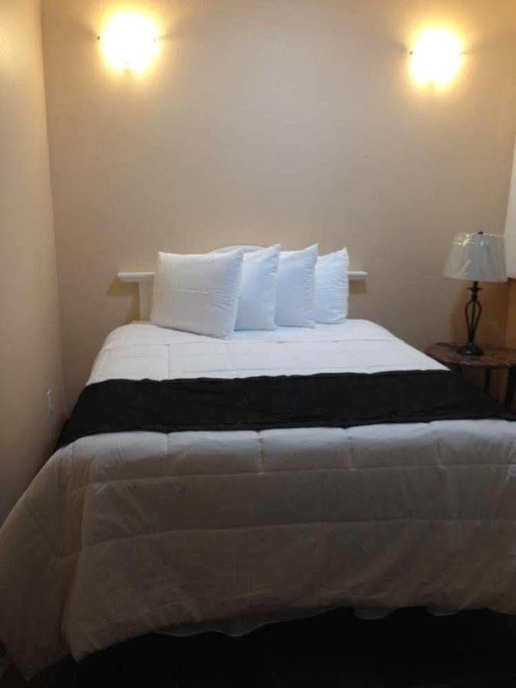 Orca Inn Suites Ferndale Esterno foto